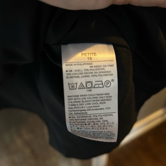 BR A-line V Neck Dress NWT - Picture 4 of 4